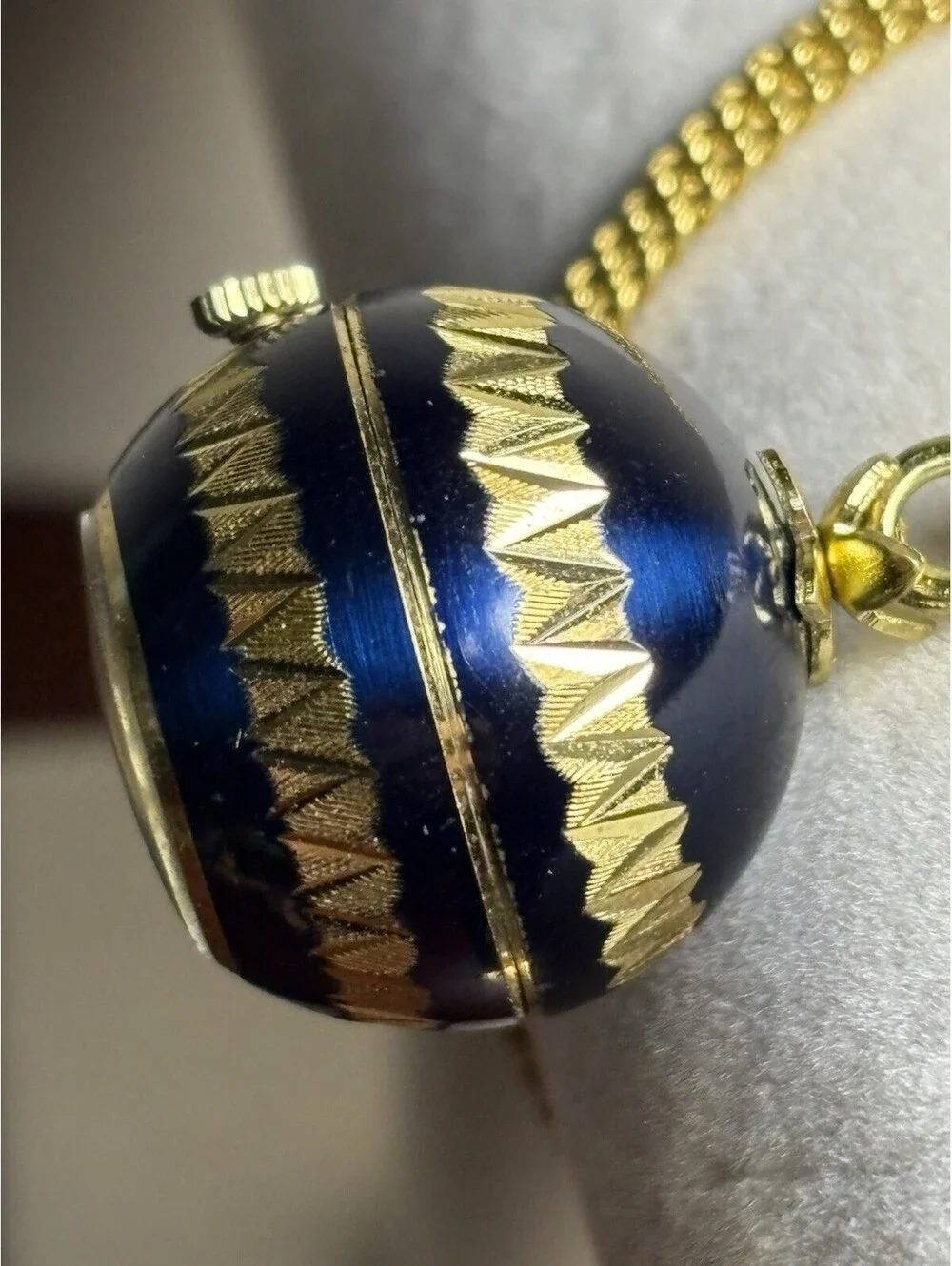 Vtg Bucherer Swiss Blue Enamel Orb Ball Pendant Watch Gold Tone Dial Running